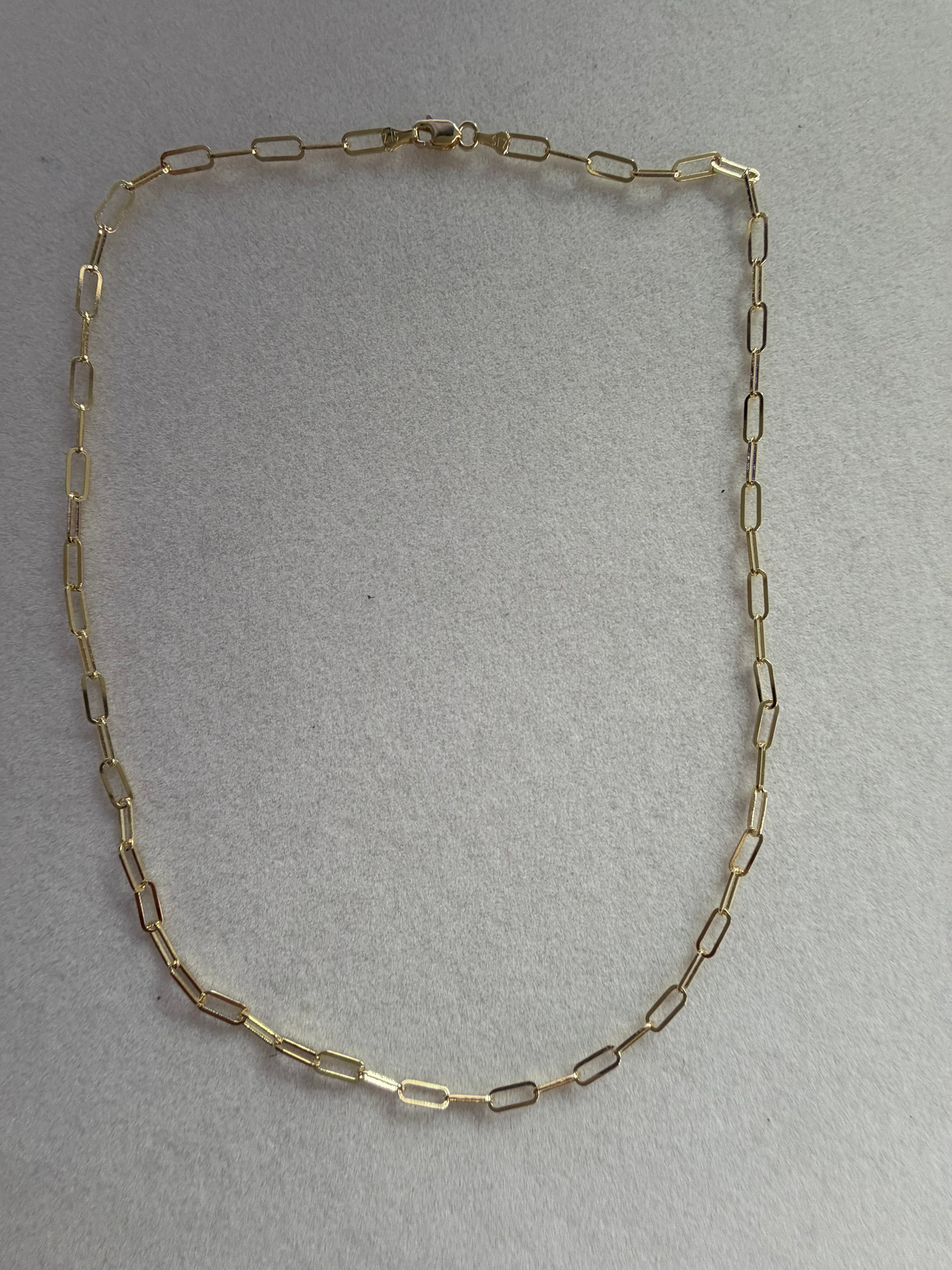 Paperclip chain solid