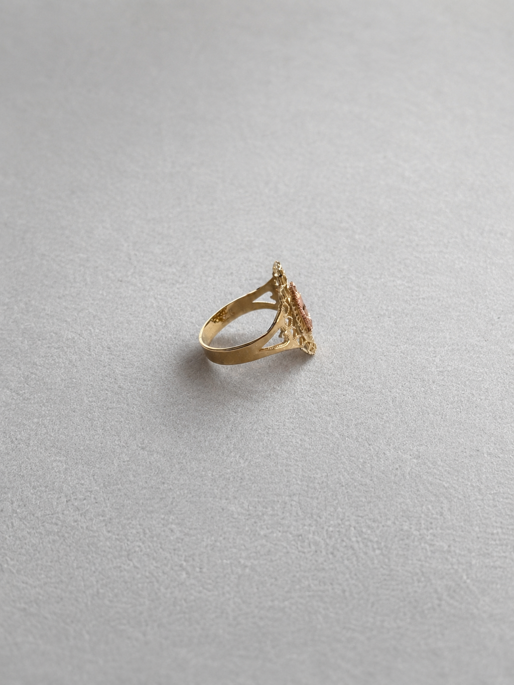 Filigrana Bicolor Guadalupe Virgin 14K Gold