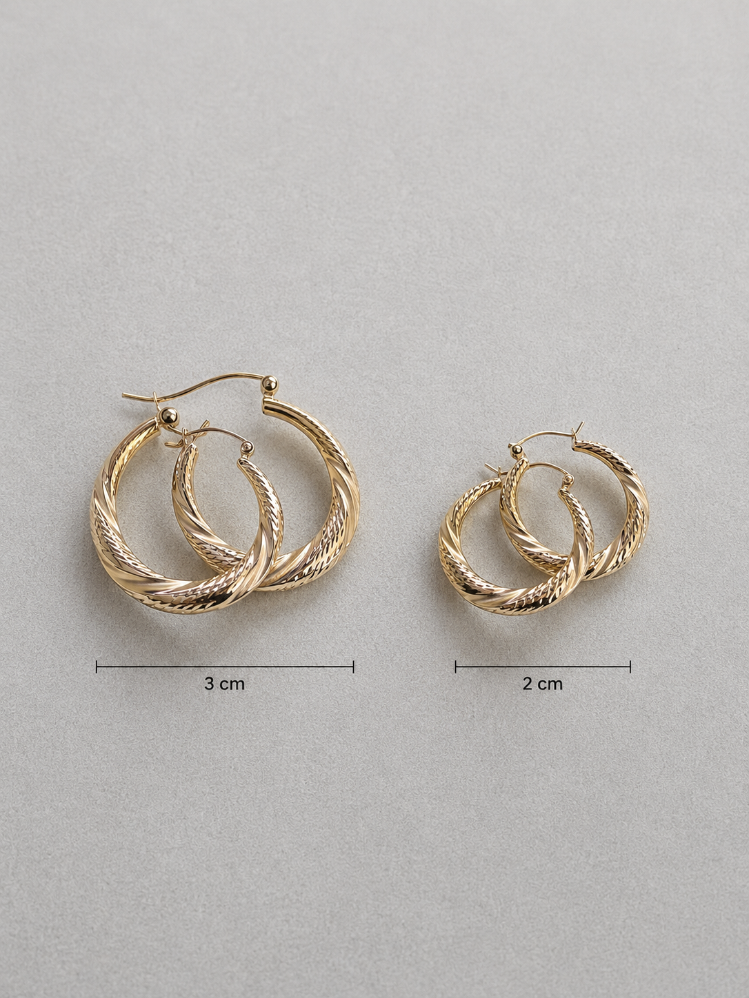 14K Gold Hollow Hoop Earrings